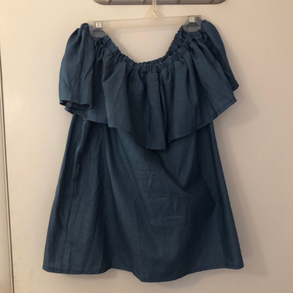 Chambray strapless top